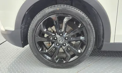 KG_Mobility_Ssangyong TIBOLI 2015, 117015 км, за 4688.41 USD