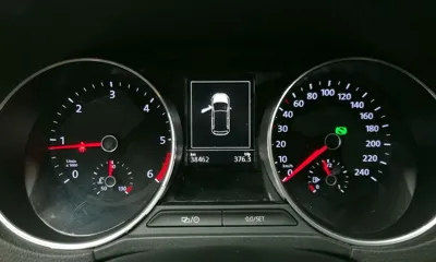 Volkswagen Polo 2015, 38462 км, за 7090.82 USD - фото 8