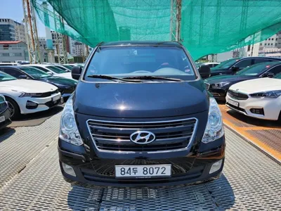 Hyundai Starex 2017, 232751 км, за 3610.35 USD