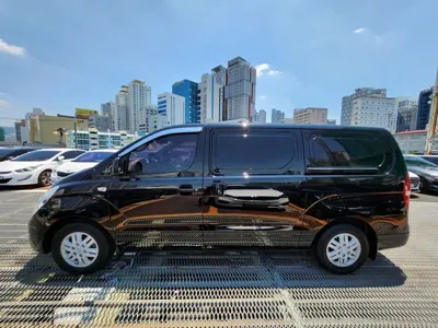 Hyundai Starex 2017, 232751 км, за 3610.35 USD