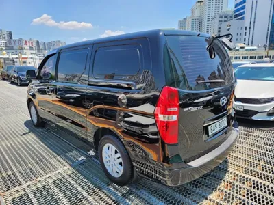 Hyundai Starex 2017, 232751 км, за 3610.35 USD