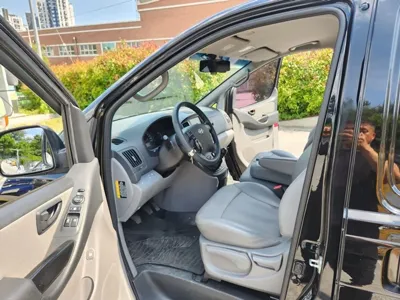 Hyundai Starex 2017, 232751 км, за 3610.35 USD - фото 12