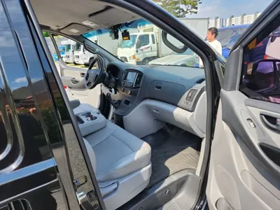 Hyundai Starex 2017, 232751 км, за 3610.35 USD - фото 13