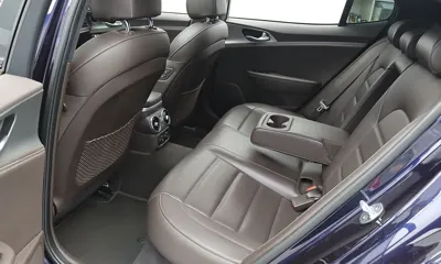 Kia Stinger 2019, 105130 км, за 11189.18 USD - фото 12
