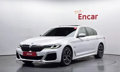 BMW 5-Series · 2022 год
