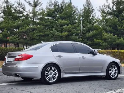 Hyundai Genesis 2012, 136000 км, за 3120.33 USD - фото 6