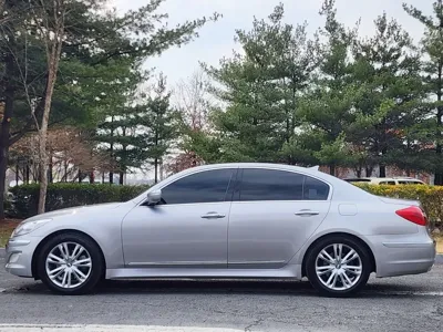 Hyundai Genesis 2012, 136000 км, за 3120.33 USD - фото 8