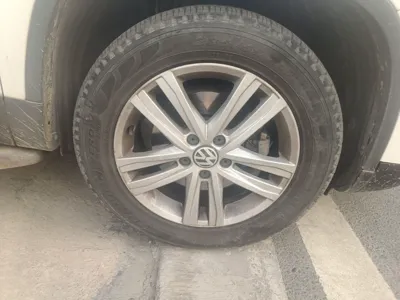 Volkswagen Tiguan 2015, 111400 км, за 5929 USD - фото 8