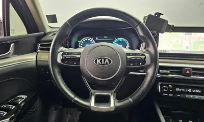 Kia K5 2020, 75887 км, за 12034.88 USD - фото 13
