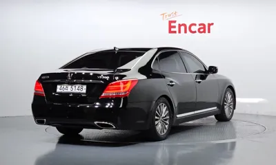Hyundai Equus 2013, 143586 км, за 5894.03 USD