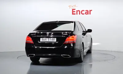 Hyundai Equus 2013, 143586 км, за 5894.03 USD