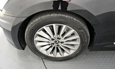 Hyundai Equus 2013, 143586 км, за 5894.03 USD