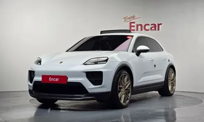 Porsche Macan · 2025 год