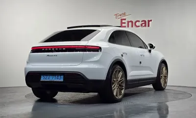 Porsche Macan 2025, 12991 км, за 69904.19 USD