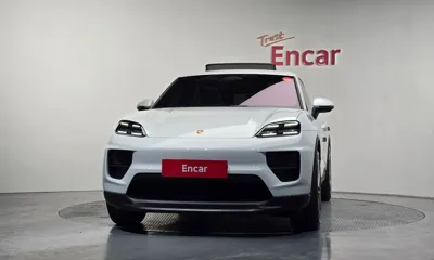 Porsche Macan 2025, 12991 км, за 69904.19 USD