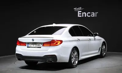 BMW 5-Series 2017, 113262 км, за 15725.14 USD