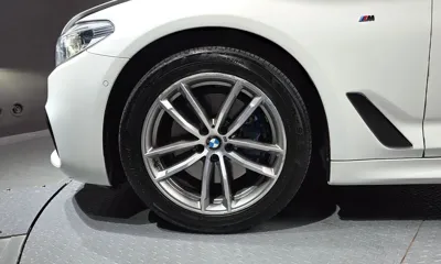 BMW 5-Series 2017, 113262 км, за 15725.14 USD
