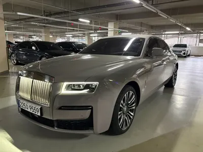Rolls-Royce Ghost · 2022 год