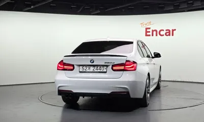 BMW 3-Series 2018, 133230 км, за 11636.22 USD