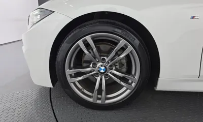 BMW 3-Series 2018, 133230 км, за 11636.22 USD