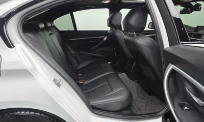 BMW 3-Series 2018, 133230 км, за 11636.22 USD - фото 11