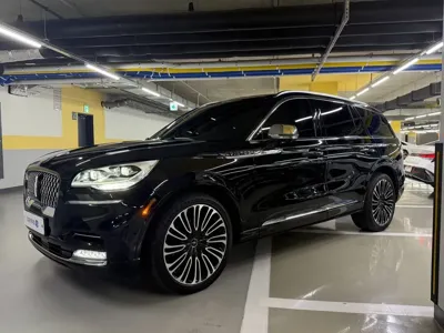 Lincoln Aviator · 2022 год