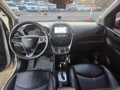 ChevroletGMDaewoo Spark 2017, 91000 км, за 3275.57 USD - фото 10
