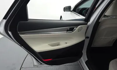 Hyundai Grandeur 2022, 86216 км, за 16279.38 USD - фото 25