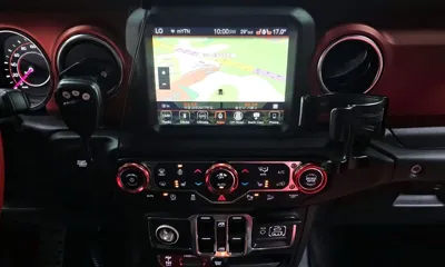 Jeep Wrangler 2019, 79679 км, за 31003.67 USD - фото 14