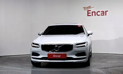 Volvo S90 2019, 126723 км, за 12950.11 USD