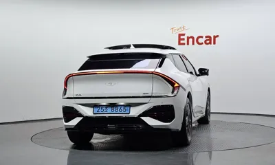 Kia EV6 2025, 20658 км, за 31002.14 USD