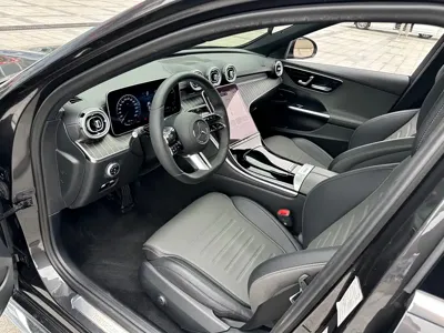 Mercedes-Benz C-Class 2022, 68000 км, за 23397.99 USD - фото 28