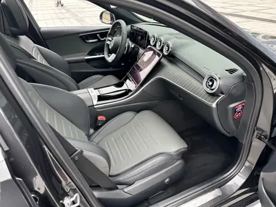Mercedes-Benz C-Class 2022, 68000 км, за 23397.99 USD - фото 31
