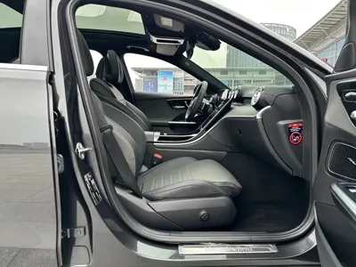 Mercedes-Benz C-Class 2022, 68000 км, за 23397.99 USD - фото 32