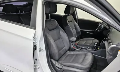 Hyundai Ioniq 2020, 29877 км, за 11816.86 USD - фото 12