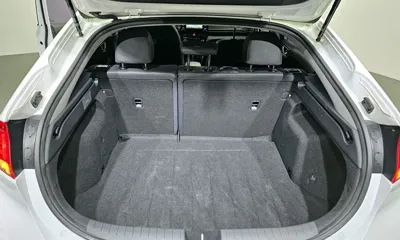 Hyundai Ioniq 2020, 29877 км, за 11816.86 USD - фото 20