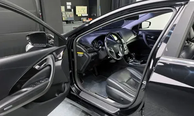 Hyundai Grandeur 2015, 217667 км, за 3237.53 USD - фото 10
