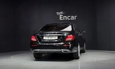 Mercedes-Benz E-Class 2017, 105697 км, за 11981.5 USD