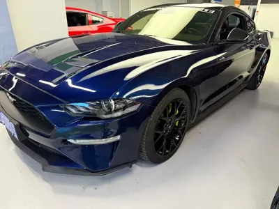 Ford Mustang · 2019 год