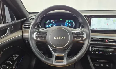 Kia K5 2023, 135658 км, за 12899.03 USD - фото 12
