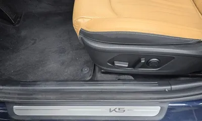 Kia K5 2023, 135658 км, за 12899.03 USD - фото 31