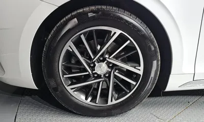 Hyundai Grandeur 2020, 168286 км, за 9432.74 USD