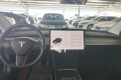Tesla Model 3 2022, 67100 км, за 24734 USD - фото 12