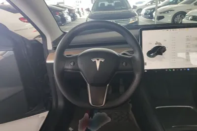 Tesla Model 3 2022, 67100 км, за 24734 USD - фото 13
