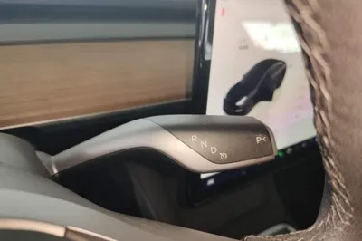 Tesla Model 3 2022, 67100 км, за 24734 USD - фото 16
