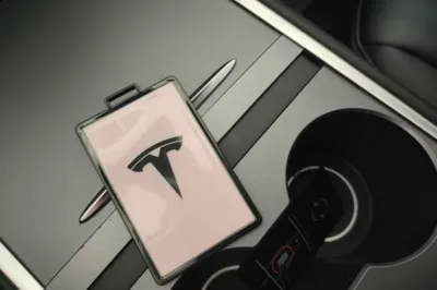 Tesla Model 3 2022, 67100 км, за 24734 USD - фото 23