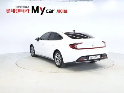 Hyundai Sonata 2023, 115572 км, за 8367.52 USD