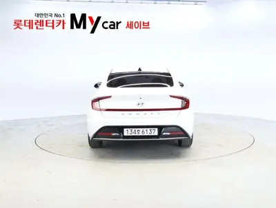 Hyundai Sonata 2023, 115572 км, за 8367.52 USD