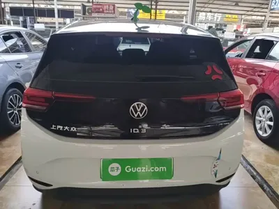 Volkswagen ID.3 2023, 41200 км, за 10873.83 USD - фото 6