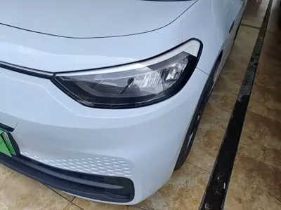 Volkswagen ID.3 2023, 41200 км, за 10873.83 USD - фото 24